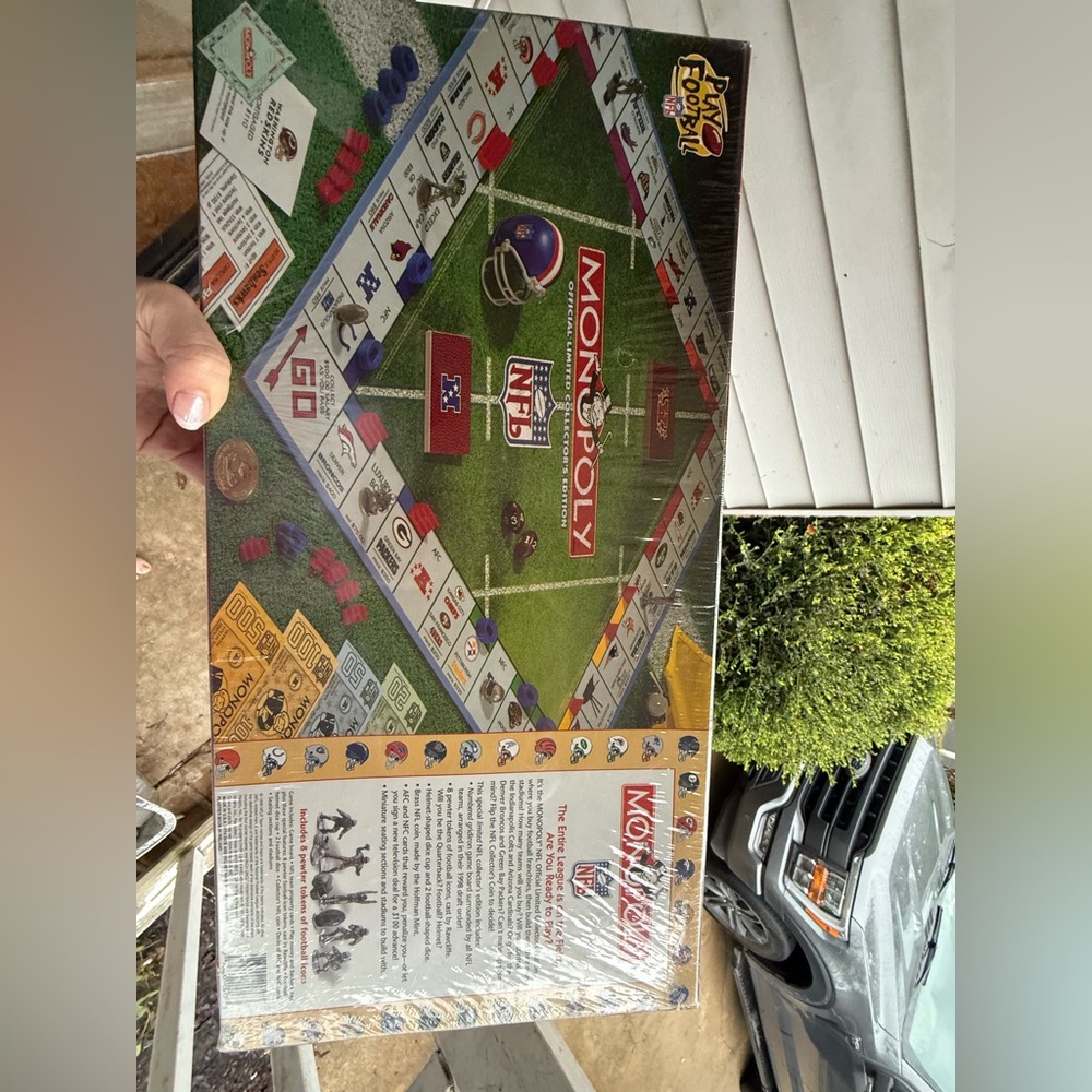 Vintage Monopoly 1998  - Collector's Edition Factory Sealed - Picture 5 of 6